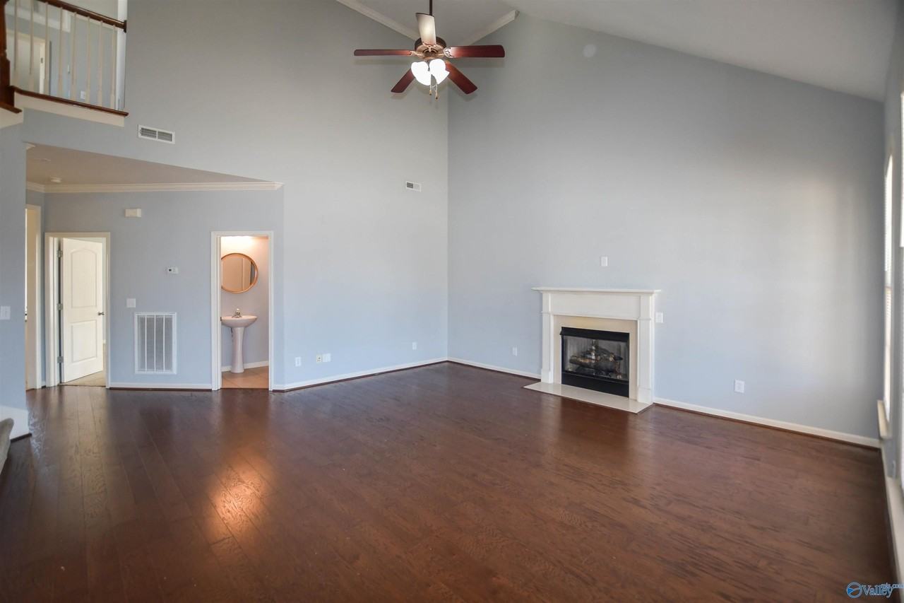 703 River Landing Blvd Sw - Photo 4 of 28