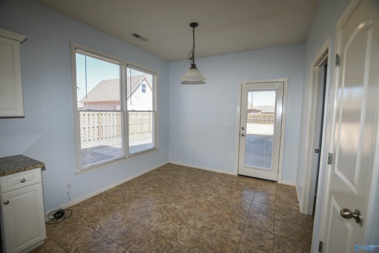 703 River Landing Blvd Sw - Photo 7 of 25