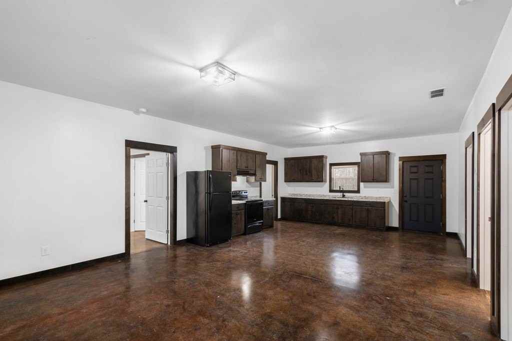 620B Stiles Rd - Photo 2 of 20