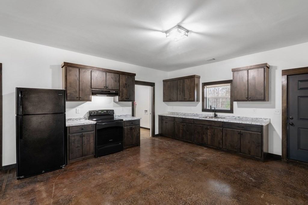 620B Stiles Rd - Photo 3 of 20