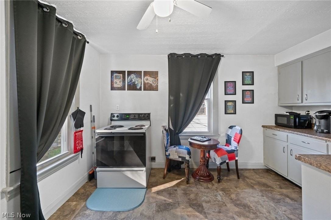 9519 Preston Ave Unit Up - Photo 5 of 32