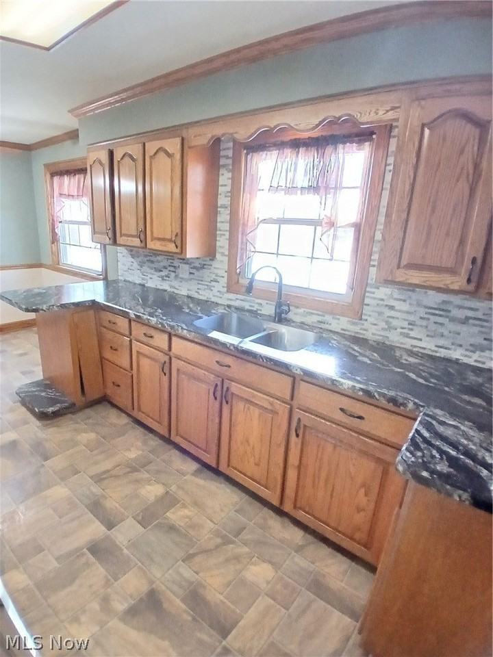 1777 Eden Ln - Photo 5 of 31