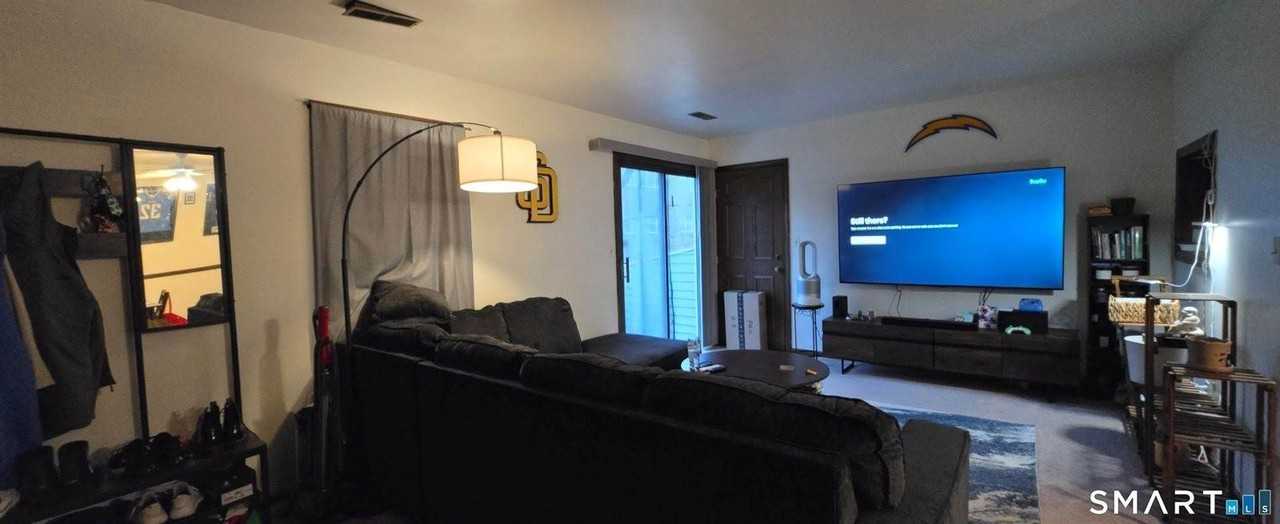 375 Glendale Ave #D7 - Photo 3 of 7