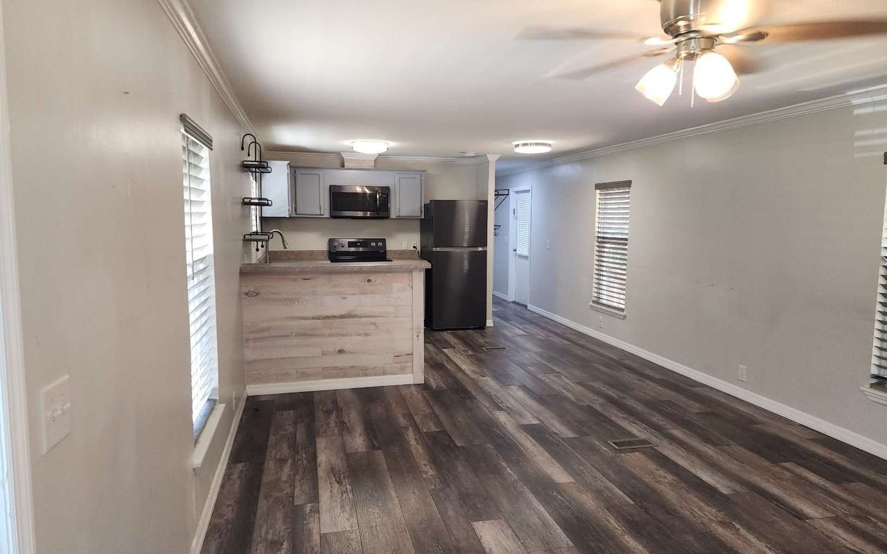 125 Sw Endeavor Ct - Photo 3 of 19