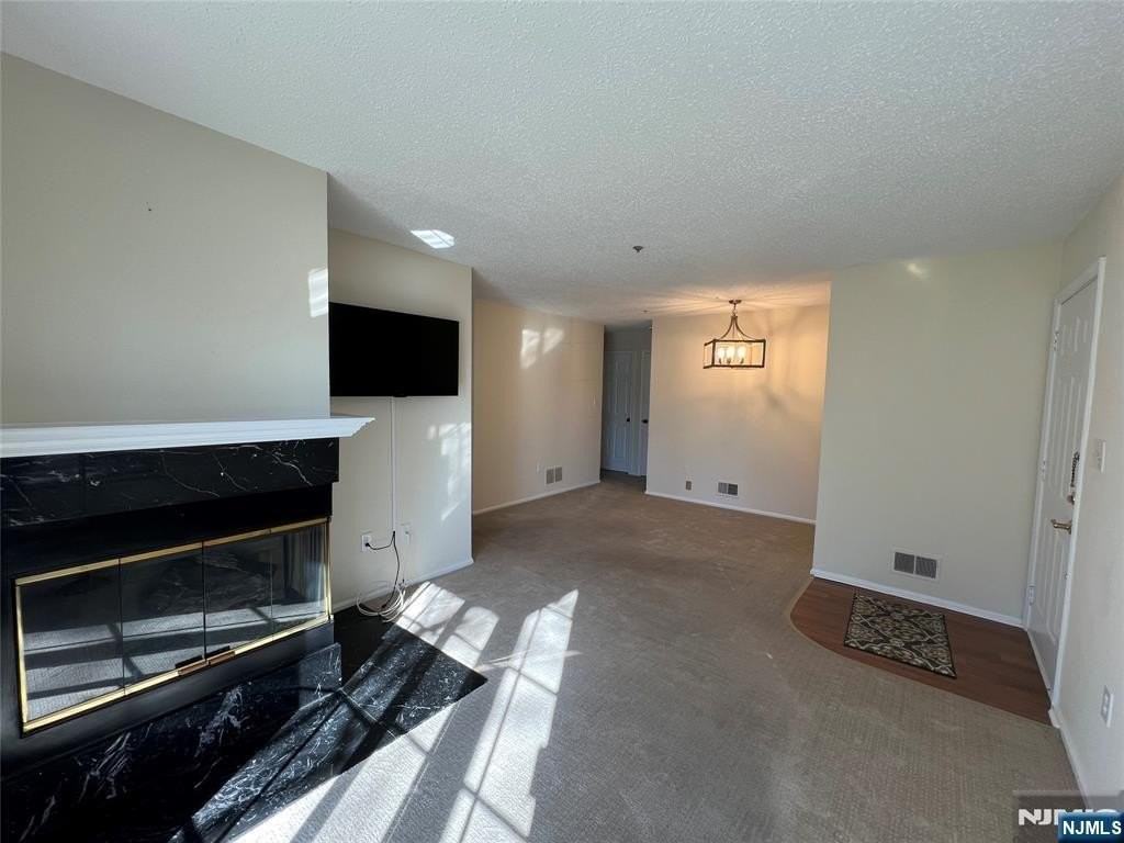 1155 Garrison Ct - Photo 3 of 14