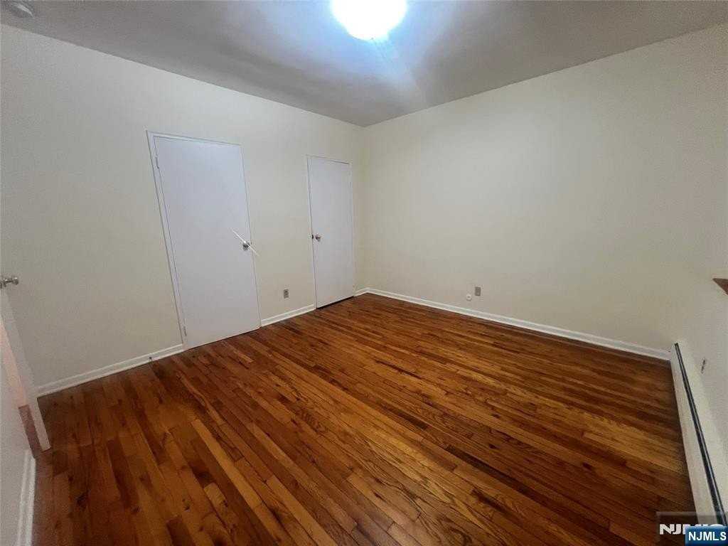 239 Crescent Ln - Photo 6 of 12