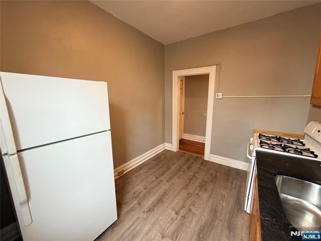 16 Irving A1 - Photo 3 of 9