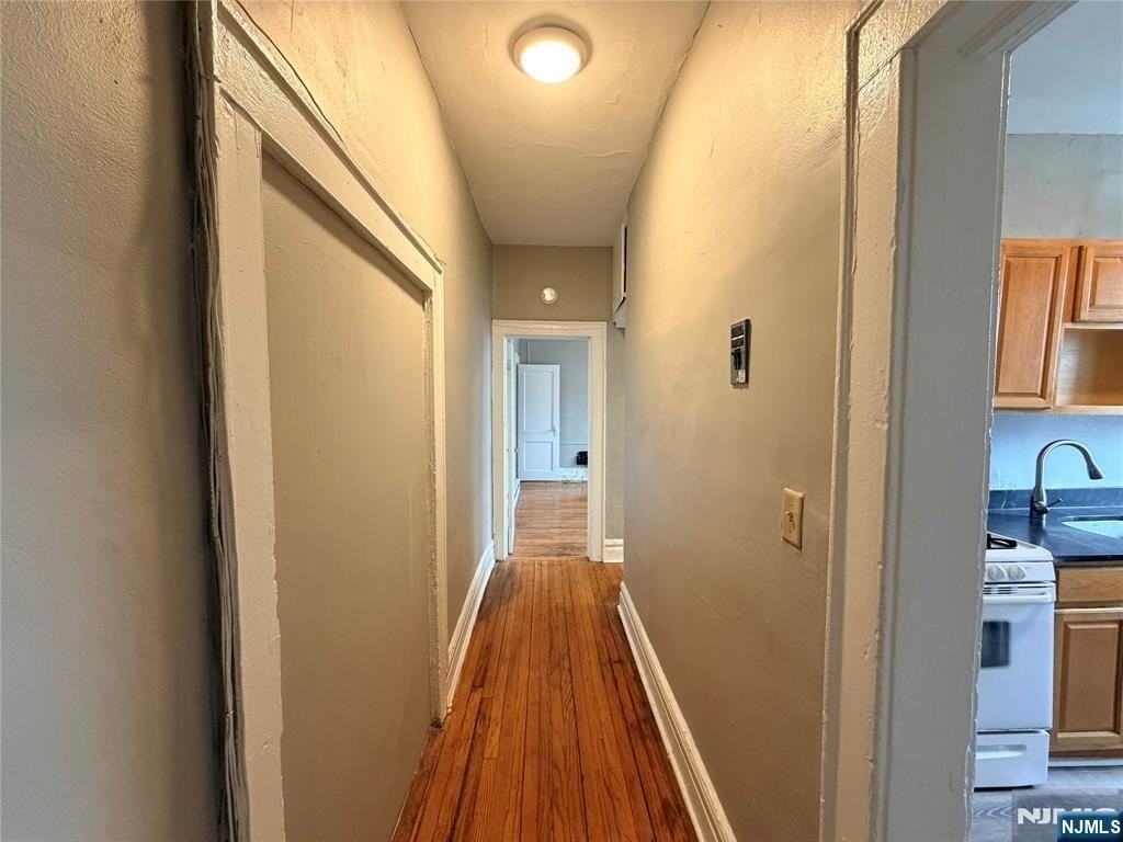 16 Irving A1 - Photo 4 of 9