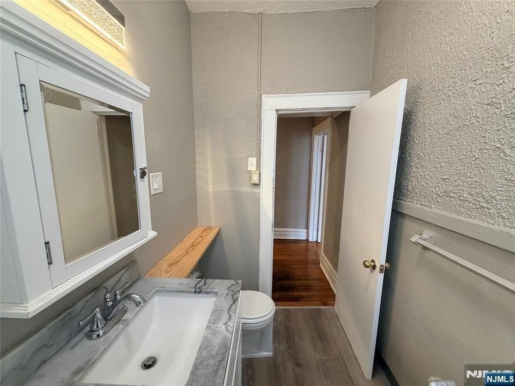 16 Irving A1 - Photo 7 of 9