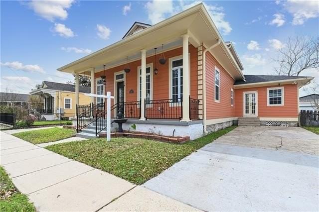 730 Angela Ave - Photo 3 of 24