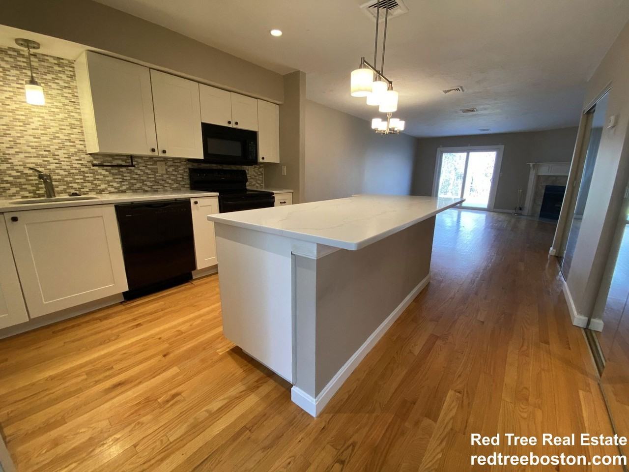 1400 Lagrange St - Photo 2 of 8