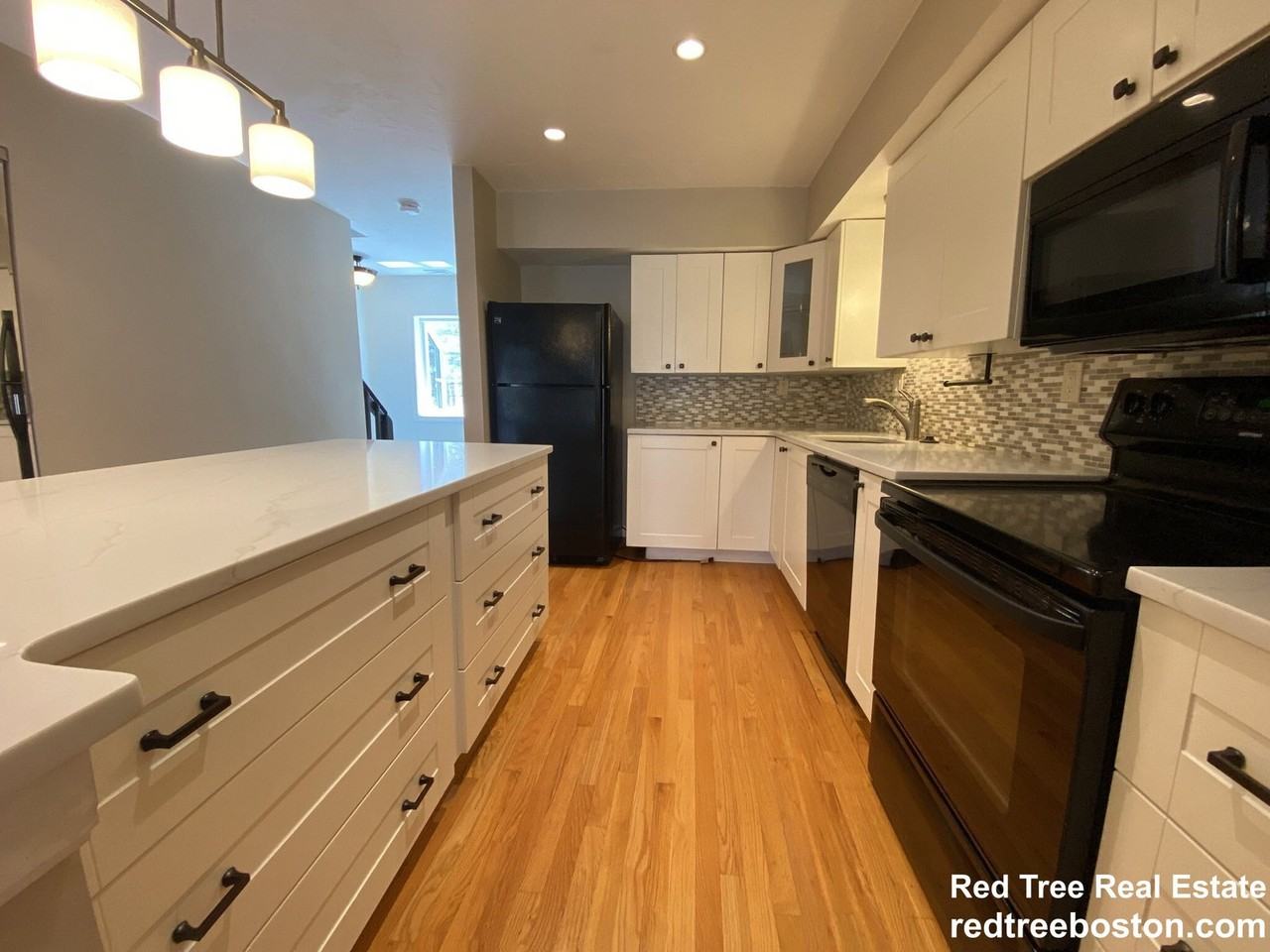 1400 Lagrange St - Photo 3 of 8