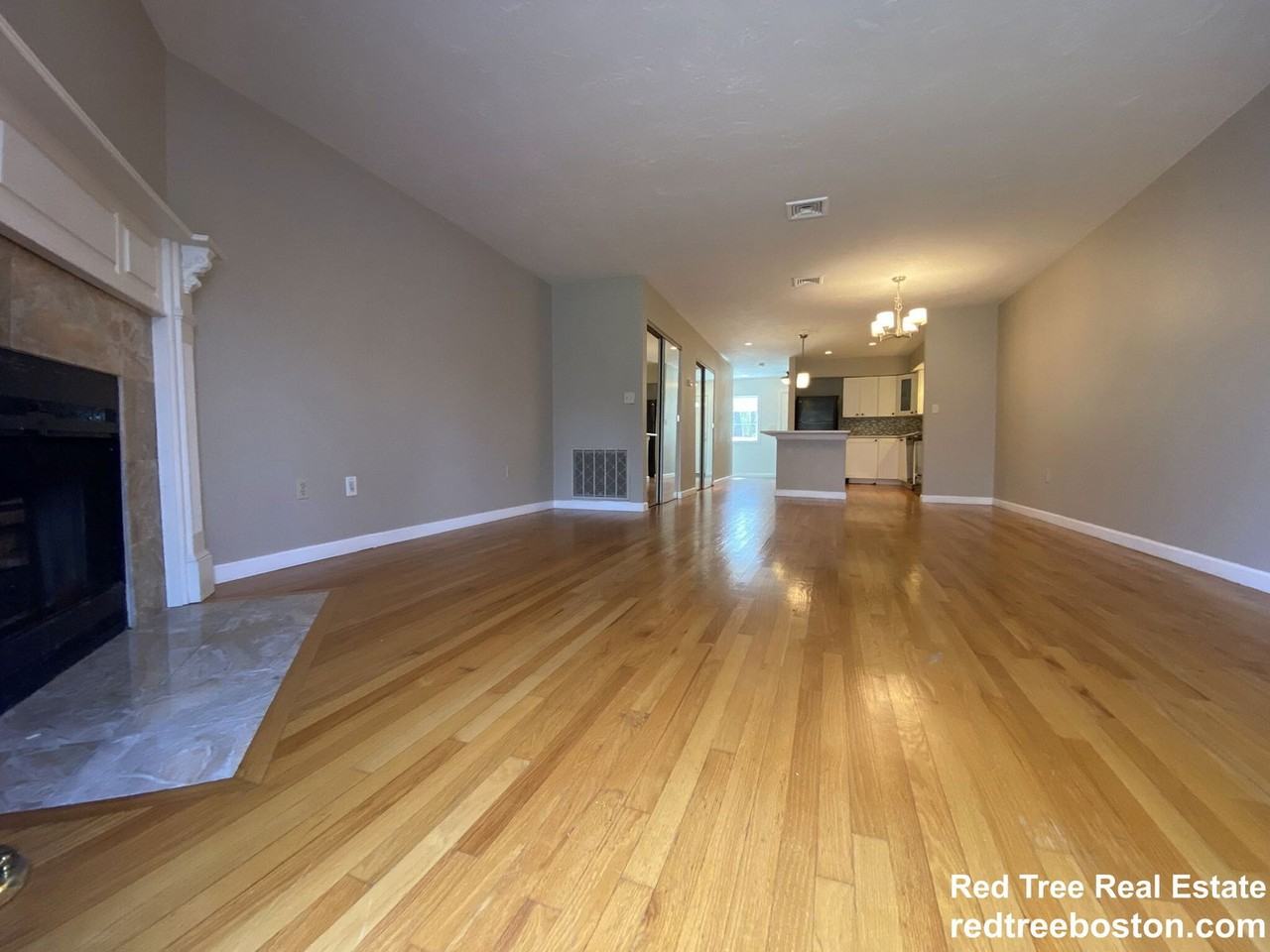 1400 Lagrange St - Photo 5 of 8