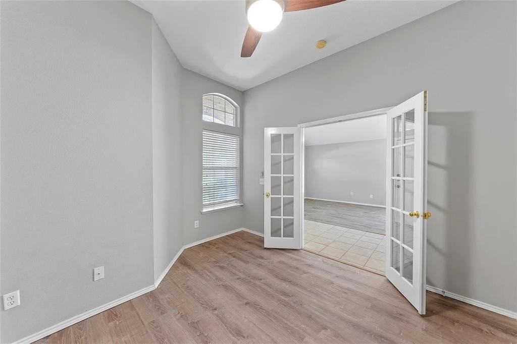 1602 Cedar Elm Dr - Photo 6 of 28