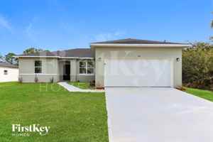 featured image of 216 Titan Rd Se