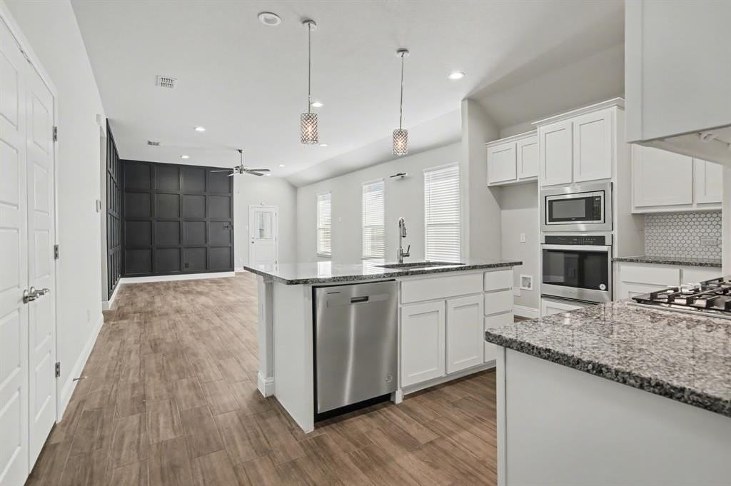 2321 Ruff Rd - Photo 6 of 40