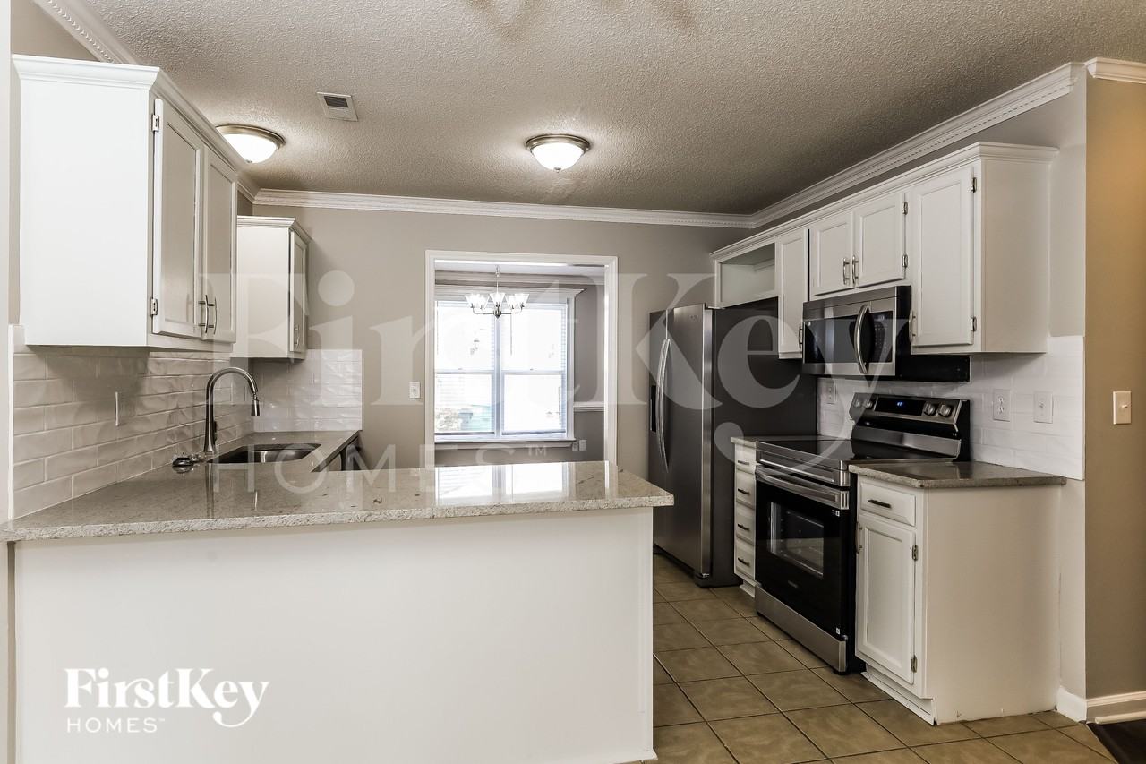 4202 Hounds Run Dr - Photo 5 of 19