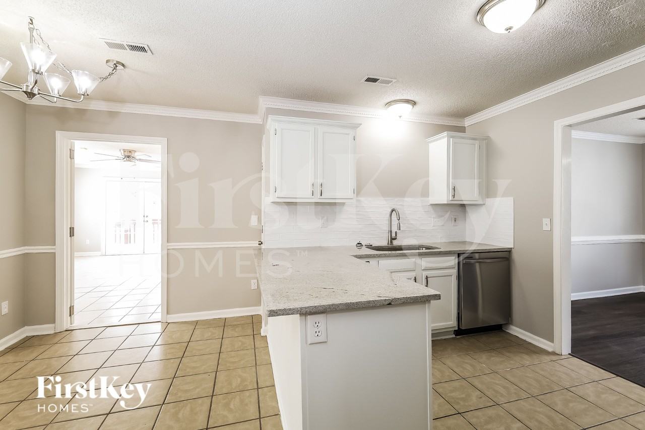 4202 Hounds Run Dr - Photo 6 of 19