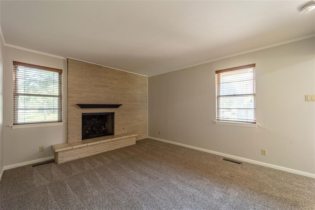 1217 Doncaster St - Photo 5 of 28