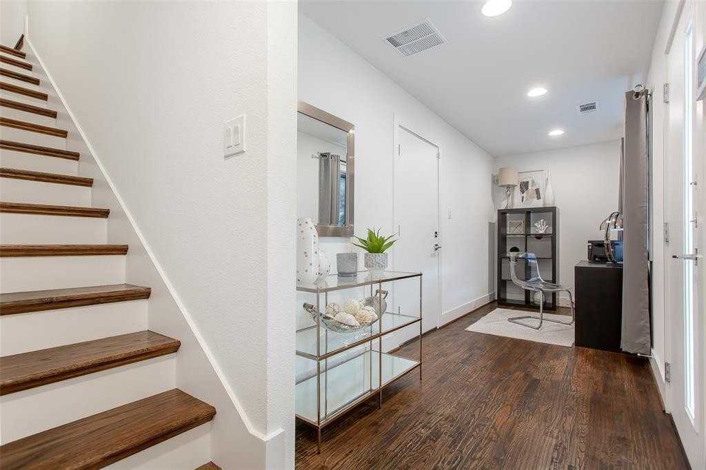 5602 Lindell Ave #C - Photo 2 of 26