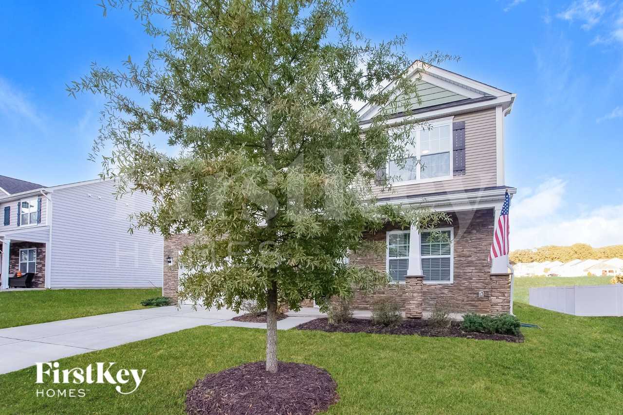 711 Saddlebred Ln - Photo 2 of 19