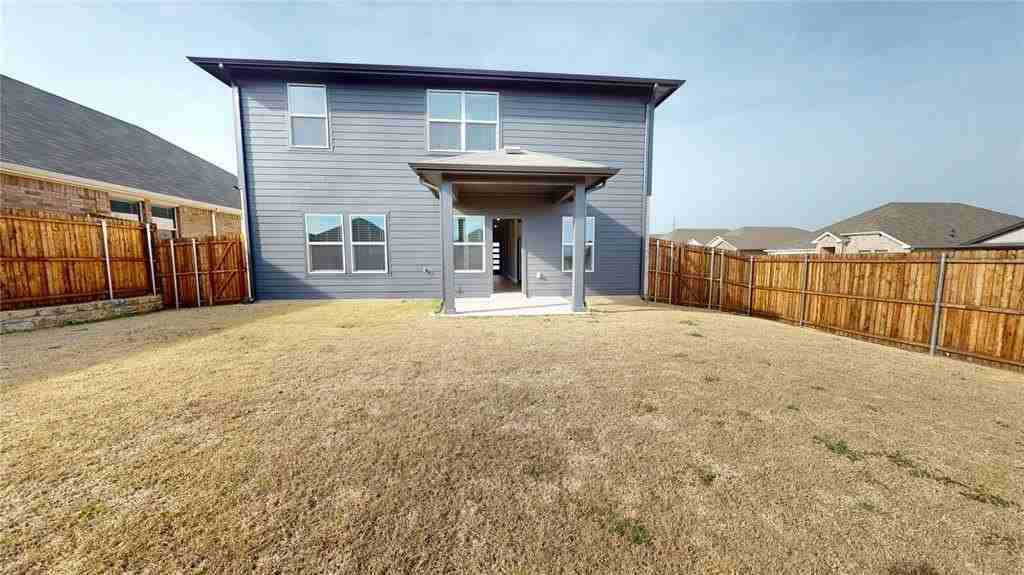 2102 Dunbar Dr - Photo 5 of 40