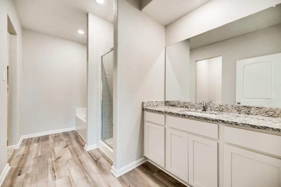 804 Jackel Dr - Photo 2 of 10