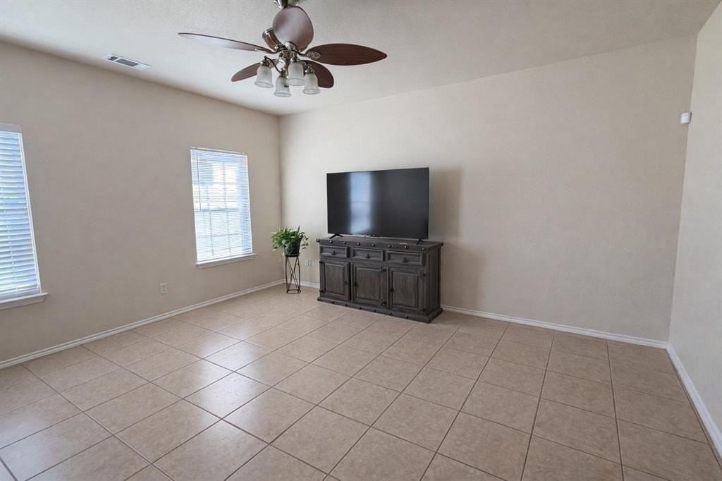 8411 Angus Dr - Photo 5 of 12