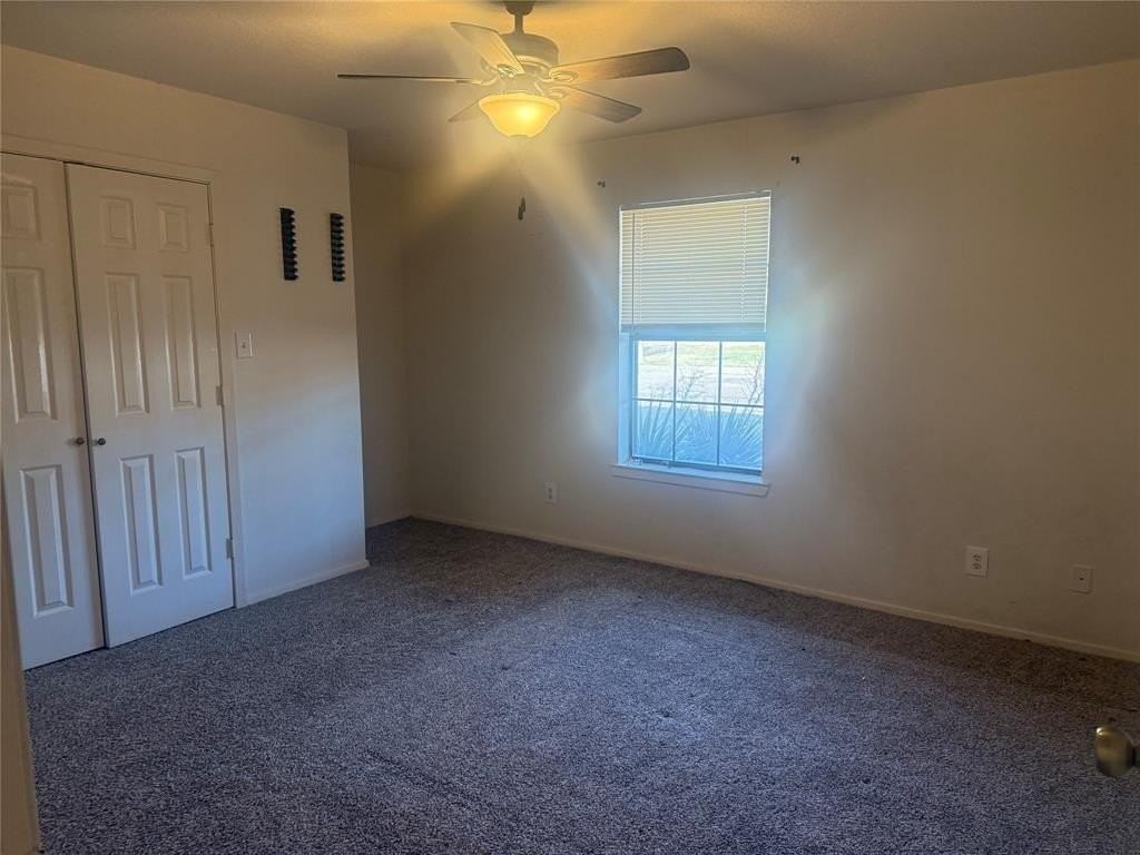 2502 Patrick Dr - Photo 5 of 9