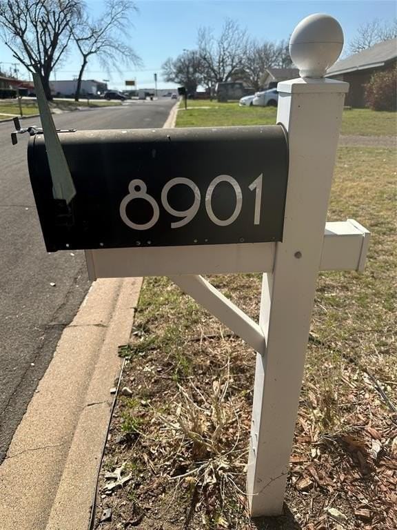 8901 Panther Dr - Photo 2 of 21