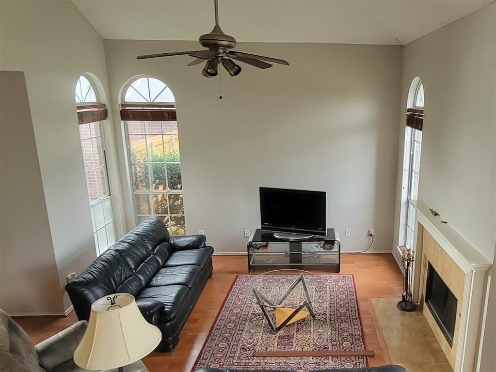 6518 Teresa Ln - Photo 2 of 4