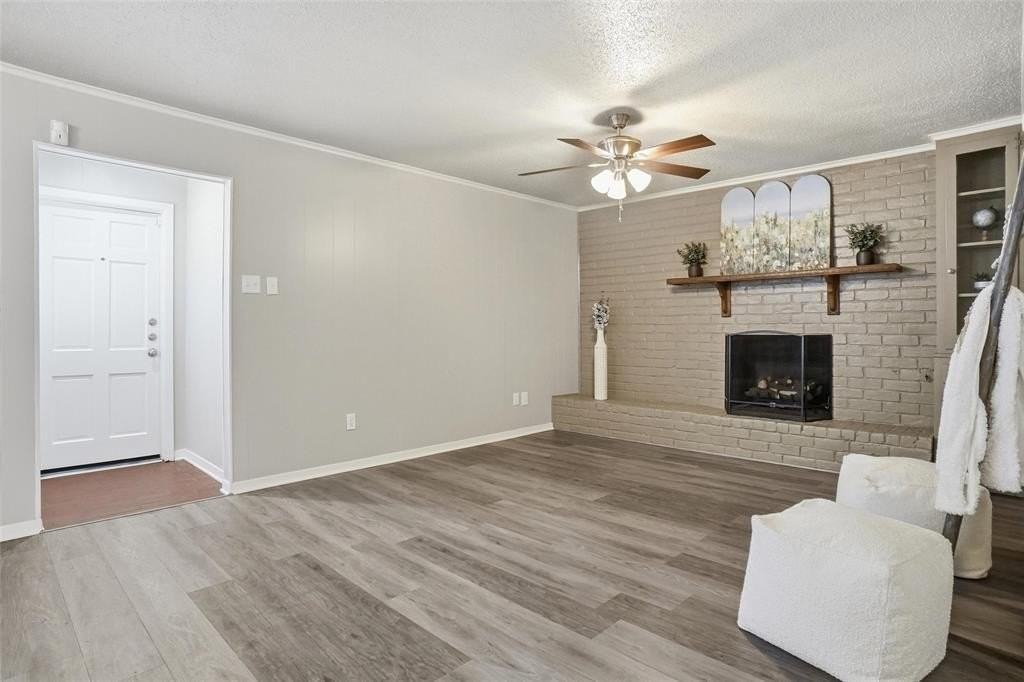 3215 Las Vegas Trl #3213 - Photo 4 of 16