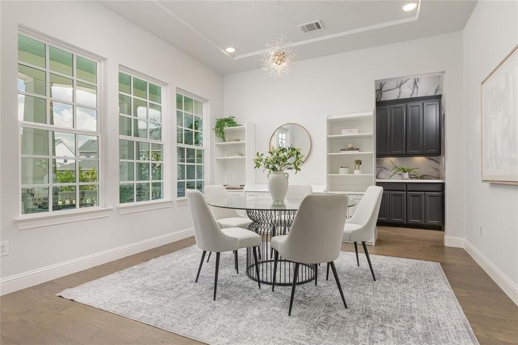 7409 Cormac St - Photo 7 of 40