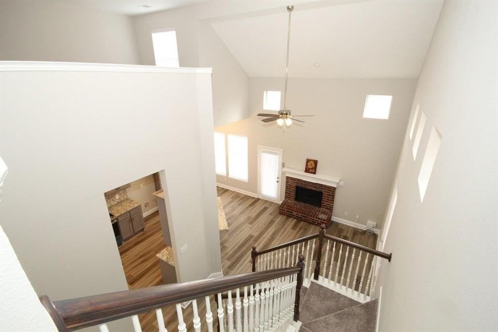 11115 Oliver Ln - Photo 7 of 24