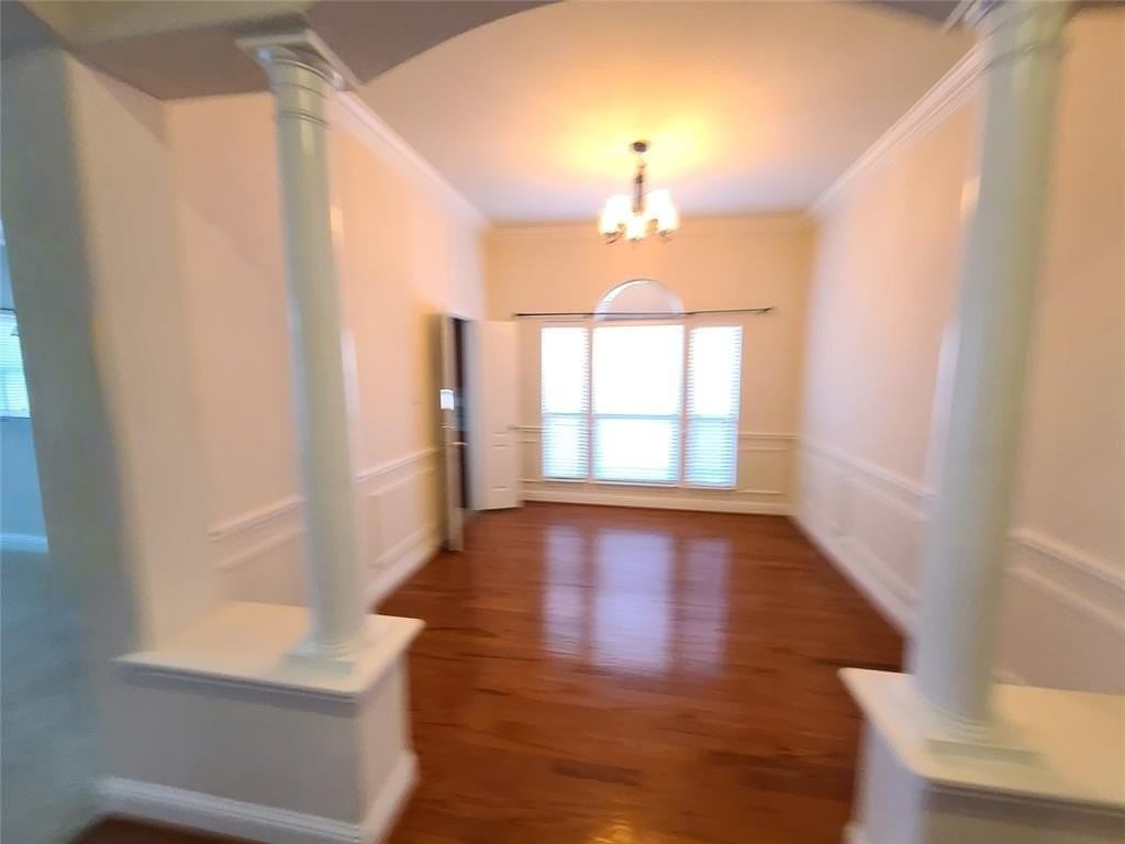 9729 Stripling Dr - Photo 6 of 40