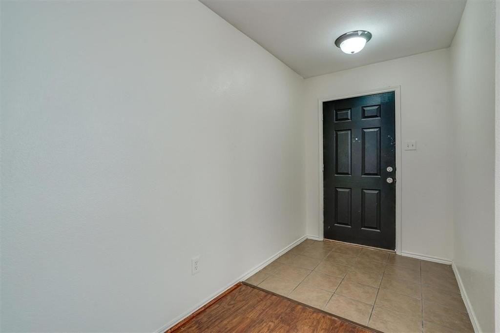 13196 Cleburne Dr - Photo 6 of 27