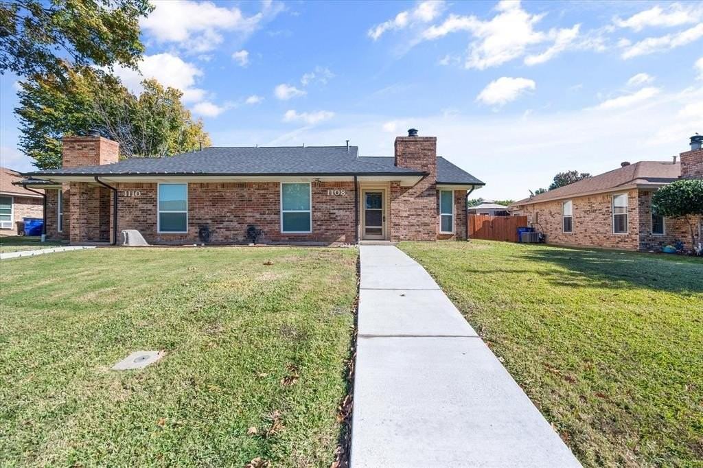 1110 Fairhaven Dr #1108 - Photo 2 of 32