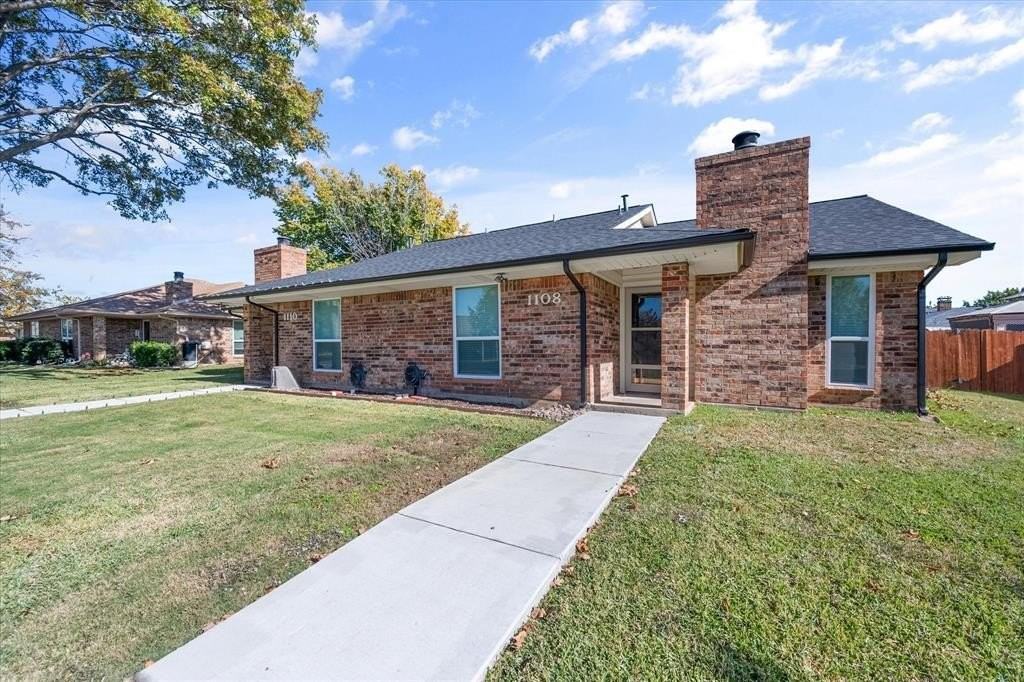 1110 Fairhaven Dr #1108 - Photo 4 of 32