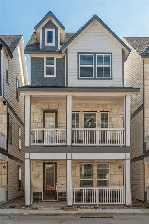 214 Lanyard Dr - Photo 2 of 30