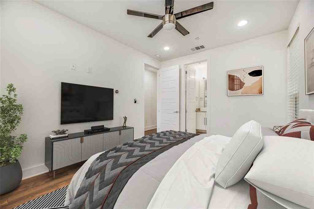 214 Lanyard Dr - Photo 5 of 30