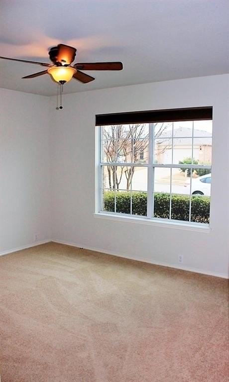 15949 Blaketree Dr - Photo 2 of 13