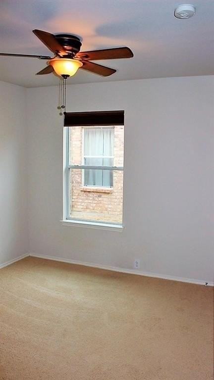 15949 Blaketree Dr - Photo 3 of 13