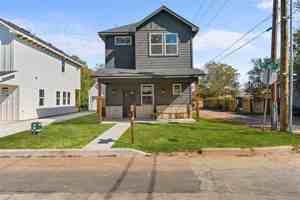 featured image of 612 N Robinson St