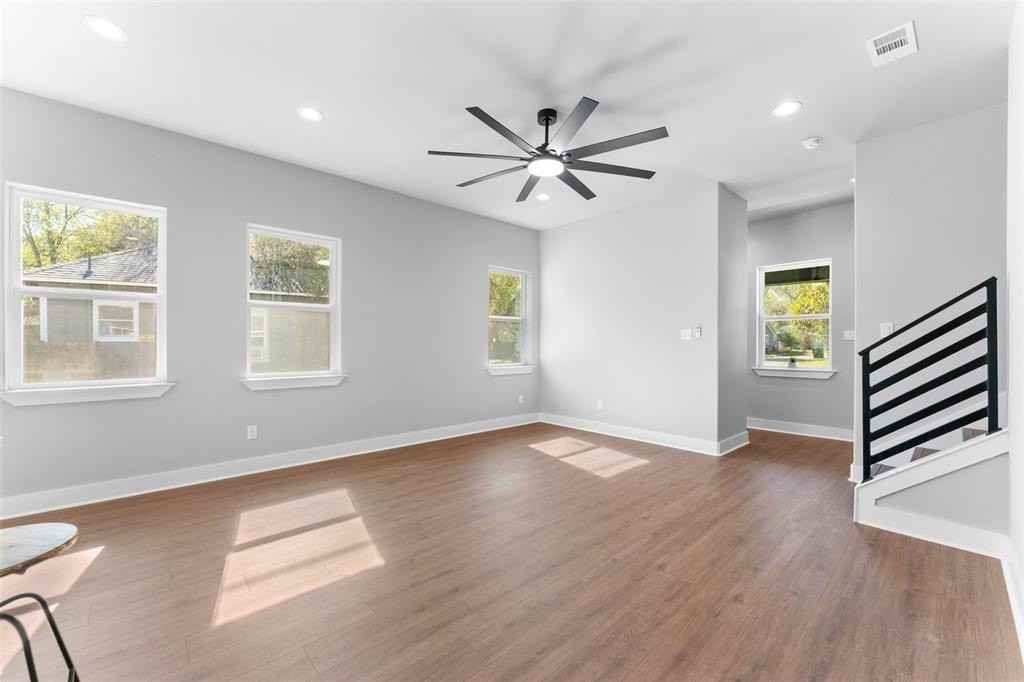 612 N Robinson St - Photo 7 of 21