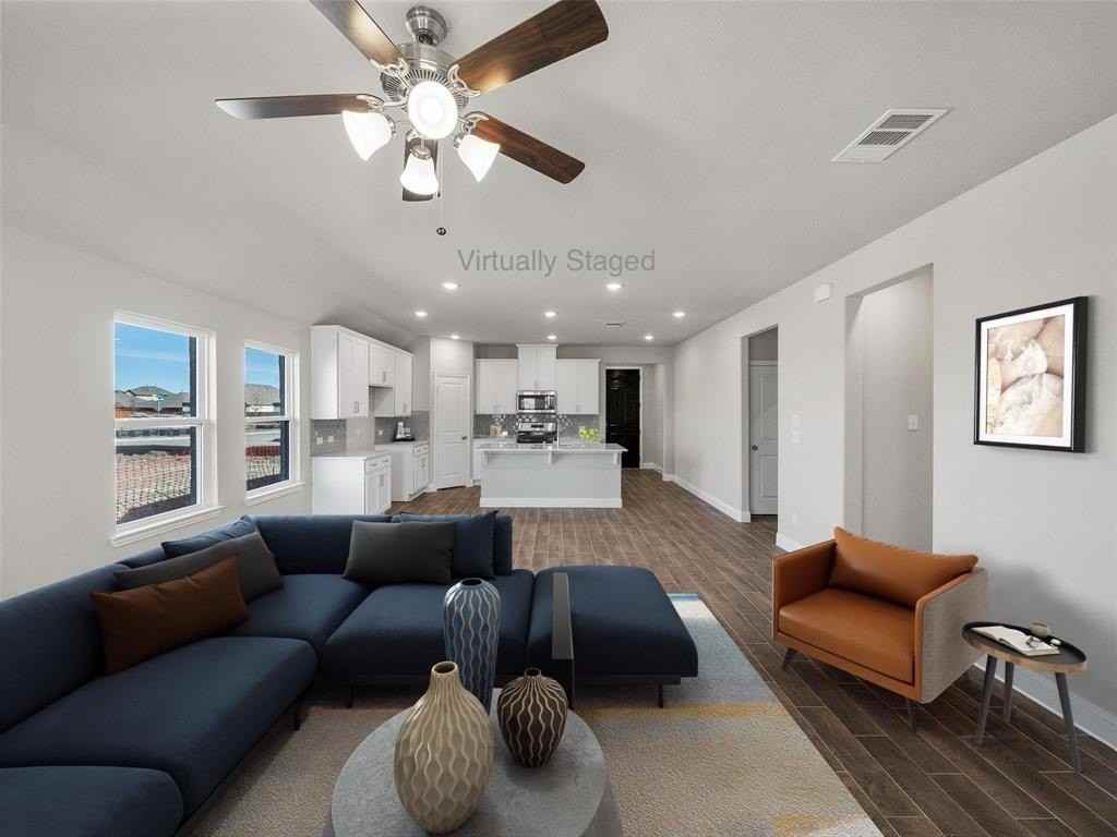 401 Tartane Dr - Photo 3 of 35