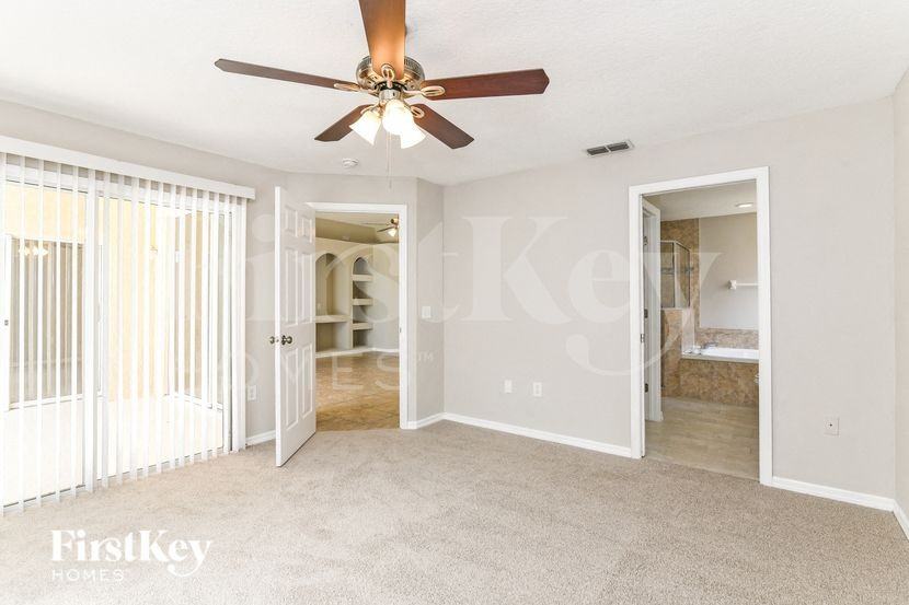 16426 Coopers Hawk Ave - Photo 7 of 15