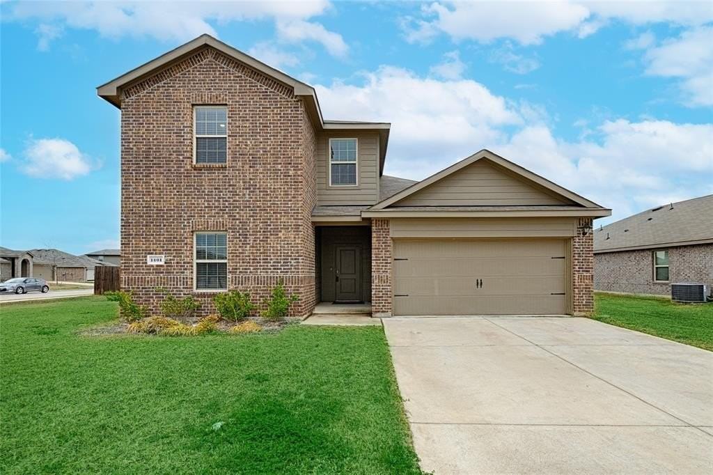 1401 Old Trail Rd - Photo 2 of 30