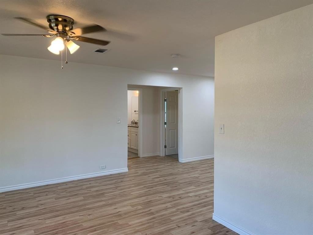 820 W Crawford St - Photo 3 of 16