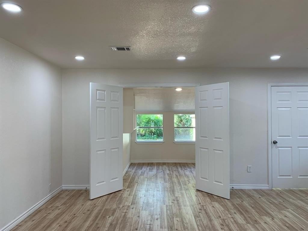 820 W Crawford St - Photo 7 of 16