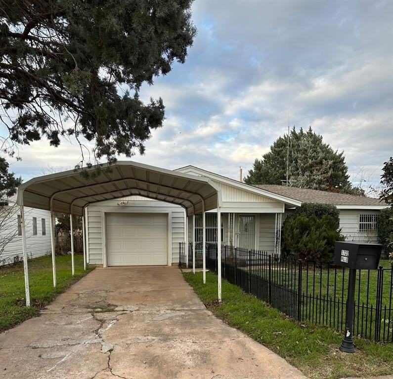 1732 Jameson St - Photo 2 of 35